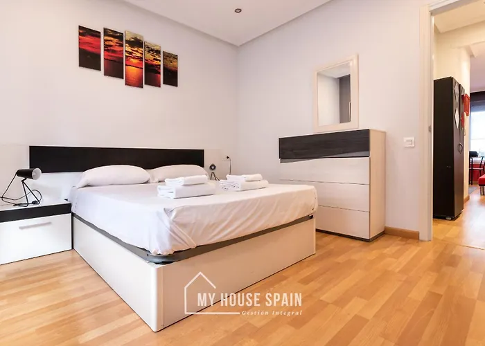 Апартаменти Myhousespain - Nuevo Piso En Hermanos Felgueroso *