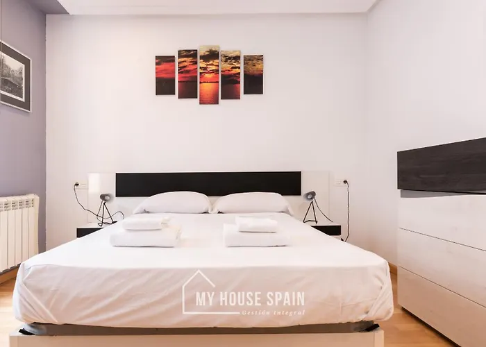 Myhousespain - Nuevo Piso En Hermanos Felgueroso דירה גיחון